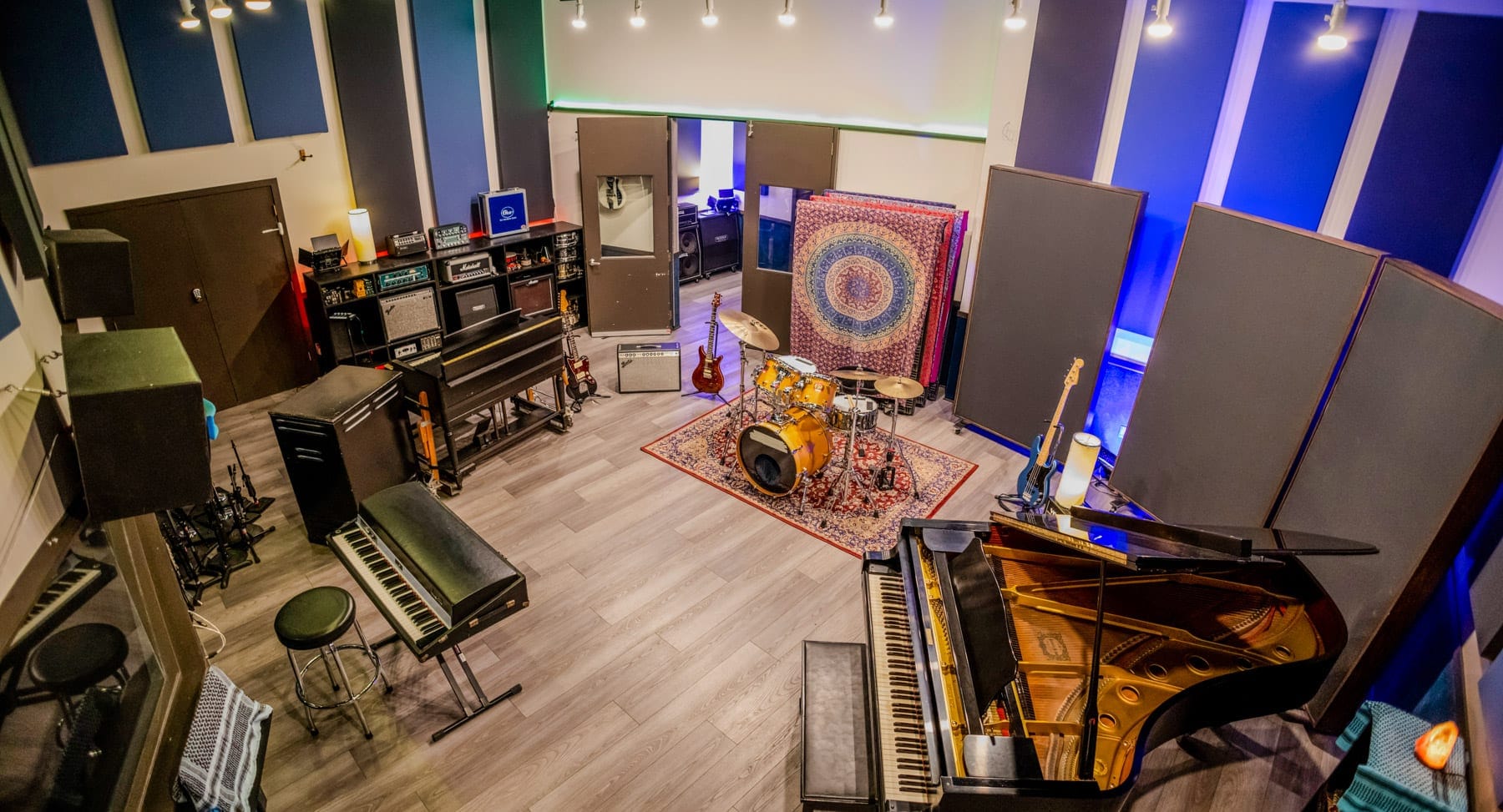 Clear Lake Audio room